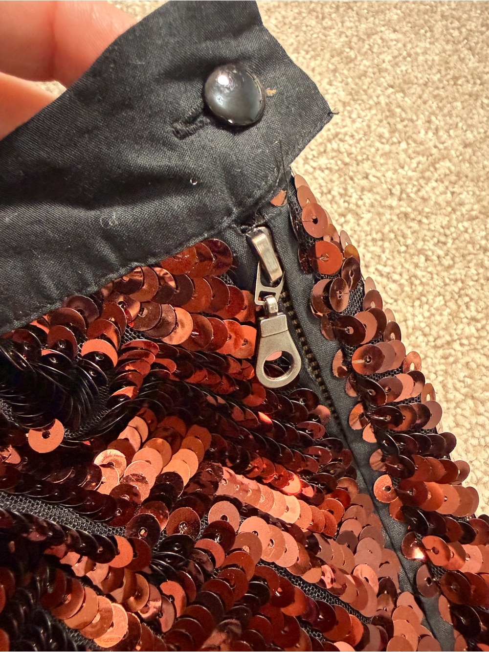 See by Chloé Copper Sequin Chevron Mini Skirt |
Size 42 or US 6 - Picture 6 of 15